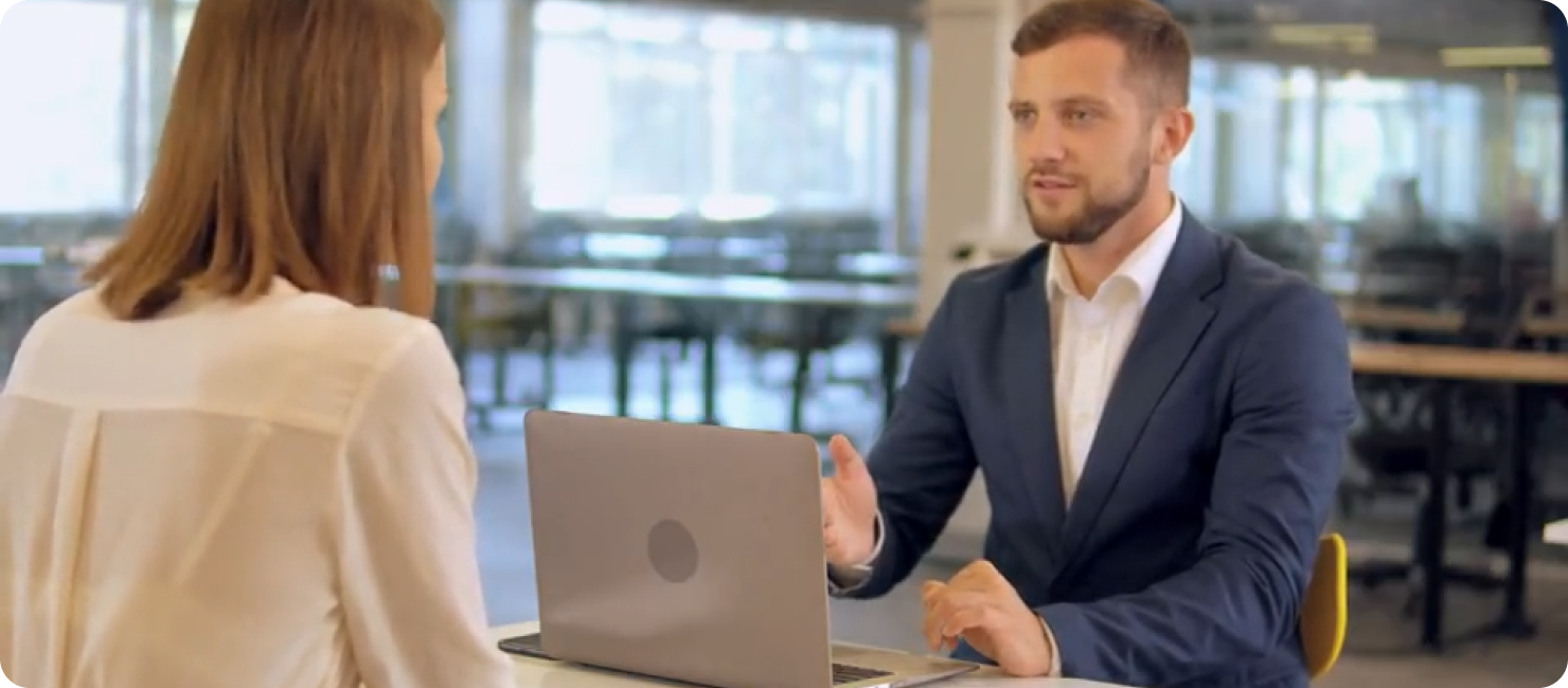 An expert meeting with a client